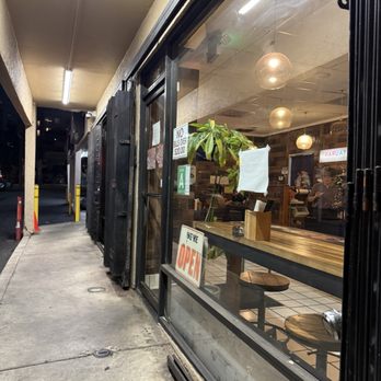 Suehiro Mini - Outside - Ramen Near Me - Los Angeles, California