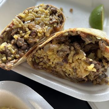 Tacos y Antojitos Emmanuel - Mexican Near Me - West Palm Beach, Florida
