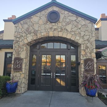 Romano's Macaroni Grill - Storefront, exterior - Italian Near Me - Milpitas, California Romano's Macaroni Grill - Storefront, exterior - Italian Near Me - Milpitas, California