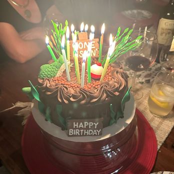 Intoxicated Cakes​​  by Rasa - Bakeries Near Me - Elgin, Ontario