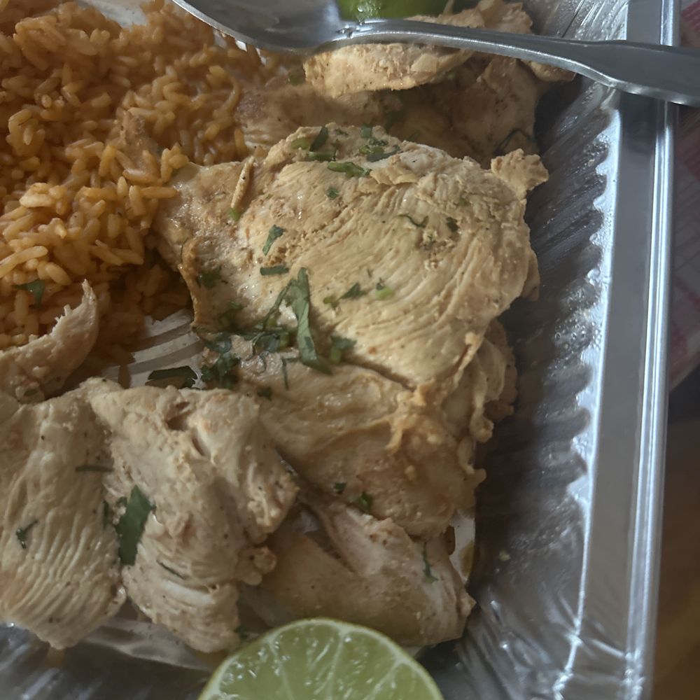 i think the chef was white cause wtf is this no seasoning at all i think the chef was white cause wtf is this no seasoning at all