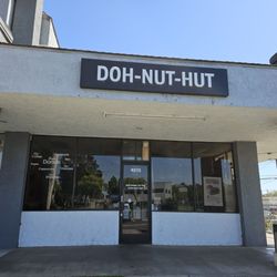 Doh-Nut-Hut