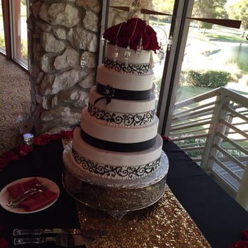 Cake Designs - Wedding cake. This picture doesn't do it justice! - Bakeries Near Me - Las Vegas, Nevada