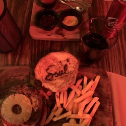 Soul La Roma - Burger with tasty sauces