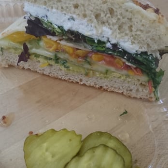 La Grande Orange - Vegetarian sandwich. Lots of veggies, tasty cheese, and tasty bread. - Pizza Near Me - Phoenix, Arizona La Grande Orange - Vegetarian sandwich. Lots of veggies, tasty cheese, and tasty bread. - Pizza Near Me - Phoenix, Arizona