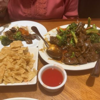 Nattha's Bann Thai Asian - Beef and broccoli - Thai Near Me - Tucson, Arizona Nattha's Bann Thai Asian - Beef and broccoli - Thai Near Me - Tucson, Arizona