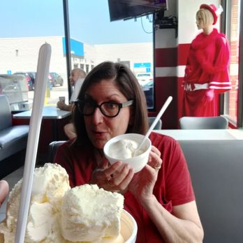 Maid-Rite - Vanilla dish - American Near Me - Ankeny, Iowa