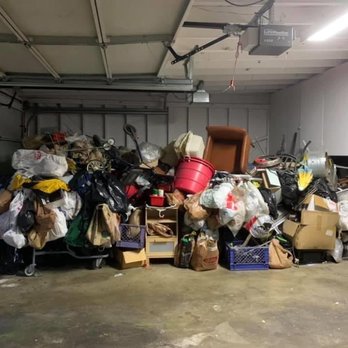 Lincoln Place Apartment Homes - This is a garage where management allows a hoarder to store trash. - Apartments Near Me - Venice, California Lincoln Place Apartment Homes - This is a garage where management allows a hoarder to store trash. - Apartments Near Me - Venice, California