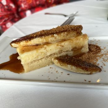 Outermost Inn Aquinnah - Bananas Foster - Bed & Breakfast Near Me - Aquinnah, Massachusetts
