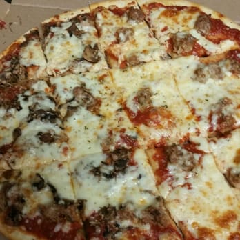 Rosati's Pizza - .don't waste your money...cold pizza and Bad customer service...not worth it - Pizza Near Me - Aurora, Illinois