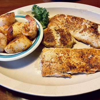 High Tide Harry's - Captain's Seafood Combo, Mahi, Sea Scallops, Shrimp, Crab Cake - Seafood Near Me - Orlando, Florida High Tide Harry's - Captain's Seafood Combo, Mahi, Sea Scallops, Shrimp, Crab Cake - Seafood Near Me - Orlando, Florida