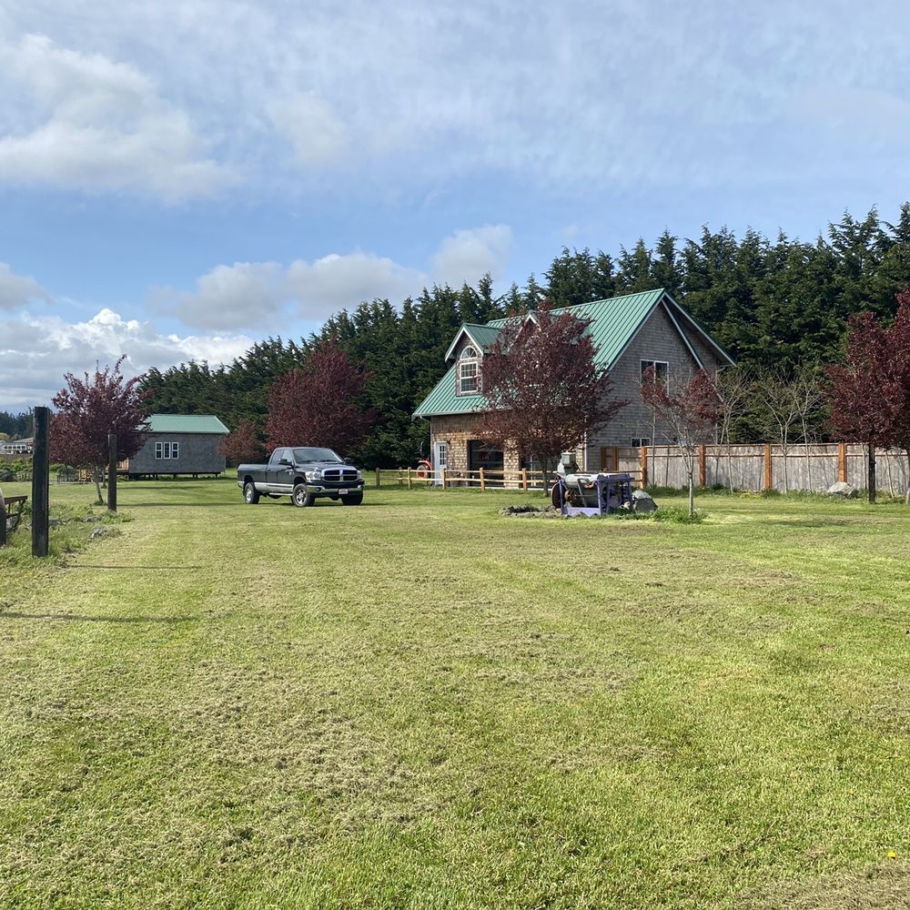 In Bloom Lavender Farms - Farm house - Attraction Farms Near Me - Sequim, Washington In Bloom Lavender Farms - Farm house - Attraction Farms Near Me - Sequim, Washington