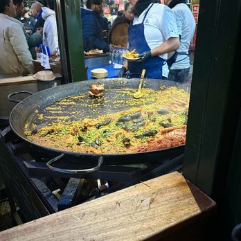 Borough Market - Giant Paella - Farmers Market Near Me - London, XGL Borough Market - Giant Paella - Farmers Market Near Me - London, XGL