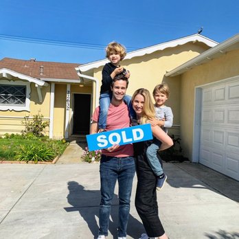 Kathy Morris & Robin Smith Associates - Compass - Real Estate Agents Near Me - Torrance, California
