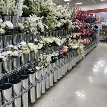 Michaels - Artificial flowers - Arts & Crafts Near Me - Poughkeepsie, New York