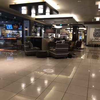 Renaissance Phoenix Downtown Hotel - Hotels Near Me - Phoenix, Arizona