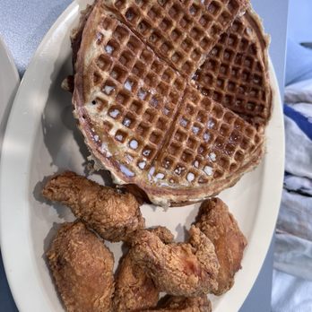 Donny's Breakfast Spot - Diamonds-Chicken and waffle - Breakfast & Brunch Near Me - Sherman Oaks, California Donny's Breakfast Spot - Diamonds-Chicken and waffle - Breakfast & Brunch Near Me - Sherman Oaks, California