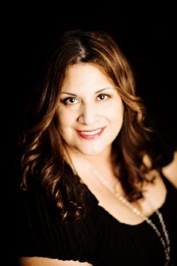Dana Marie Hair Stylista Logo
