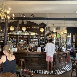 The Stanhope Arms - Inside