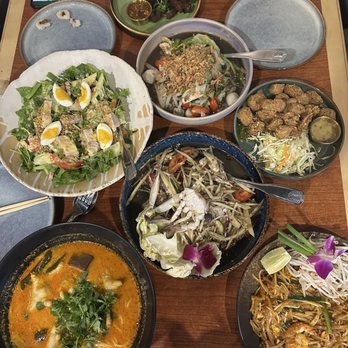 Lao Kitchen - Khao poon, yum salad, raw blue crab, pad thai, fried intestines, thum khao piak - Laotian Near Me - Las Vegas, Nevada