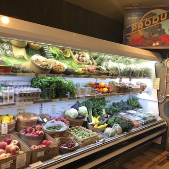Mazama Store - Grocery Near Me - Mazama, Washington