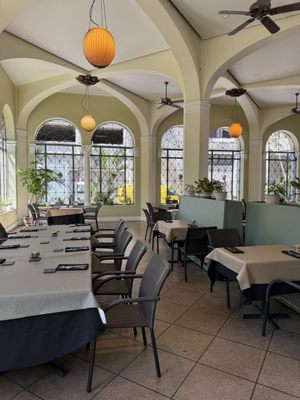 Café Julia Hawaii by null