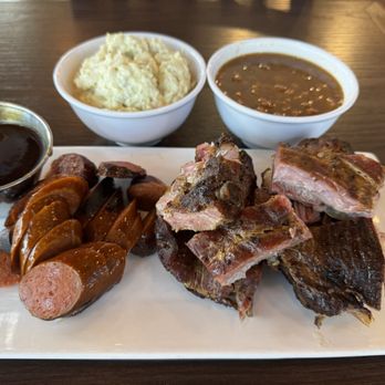 Dad's BBQ Next Generation - 2 meat combo meal- hot links & rib ends - Barbeque Near Me - Walnut Creek, California