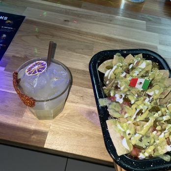 Cielo Karaoke Y Mas! - Nachos - Karaoke Near Me - Fullerton, California