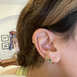 Pierced Out - Before (conch)