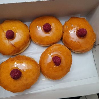 Friendly Donuts - Crme Brle - Donuts Near Me - Orange, California