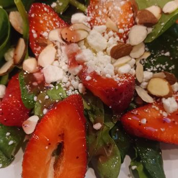 Fresco Grill - New goat cheese and strawberry salad - Italian Near Me - Bonsall, California