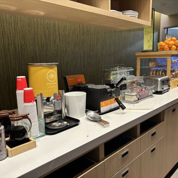 Home2 Suites by Hilton Troy - Hotels Near Me - Troy, Michigan Home2 Suites by Hilton Troy - Hotels Near Me - Troy, Michigan