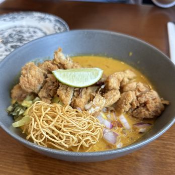 VeLa Brunch & Thai Restaurant - Khao Soi Noodles + Fried Chicken - Breakfast & Brunch Near Me - San Jose, California VeLa Brunch & Thai Restaurant - Khao Soi Noodles + Fried Chicken - Breakfast & Brunch Near Me - San Jose, California