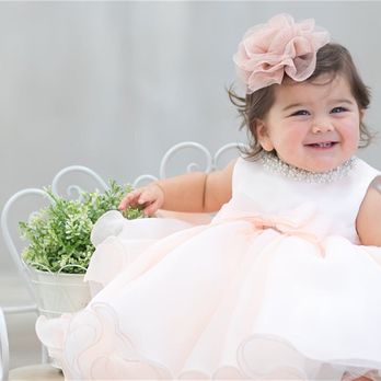 White Photo Studio - Event Photography Near Me - Fullerton, California White Photo Studio - Event Photography Near Me - Fullerton, California