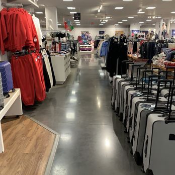 JCPenney - Very clean - Department Stores Near Me - Brooklyn, New York