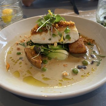 Slip 14 - Halibut - Bars Near Me - Nantucket, Massachusetts
