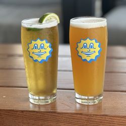 Standardized Brewing - Que Pasa and Evans Farm IPA