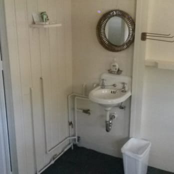 Savoie's Lodging & Camping - Cabin 8 - sink - Hotels Near Me - Center Harbor, New Hampshire Savoie's Lodging & Camping - Cabin 8 - sink - Hotels Near Me - Center Harbor, New Hampshire