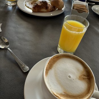B Roof - Breakfast - Tuscan Near Me - Florence, FI B Roof - Breakfast - Tuscan Near Me - Florence, FI