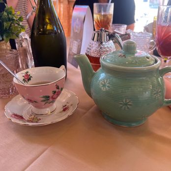 Rustic Root - Tea Rooms Near Me - Beech Grove, Indiana