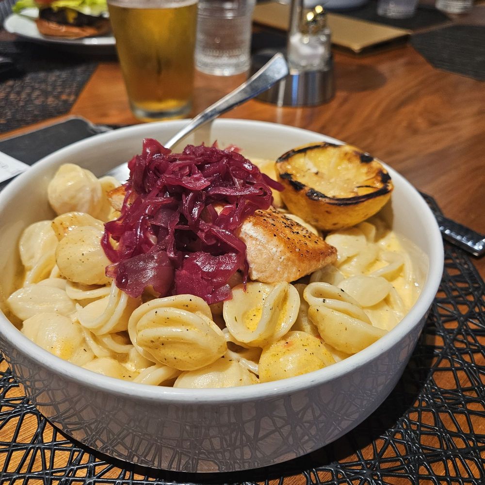 Flint Kitchen & Bar
