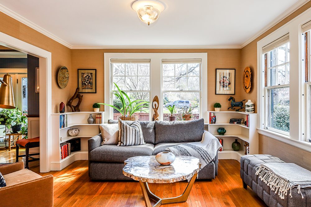 HOPE MCDERMOTT REAL ESTATE 580 Bridge St, Dedham, Massachusetts