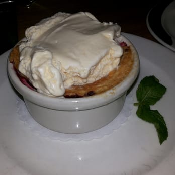 Anthony's Pier 66 - Fruit cobbler - Seafood Near Me - Seattle, Washington