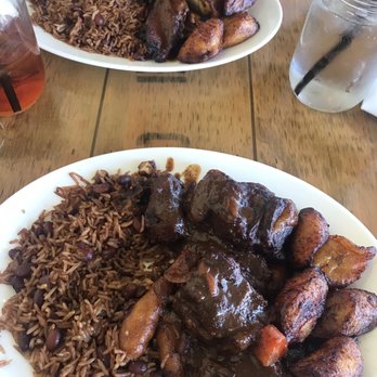 Mad Cow Grill - Grilled Jerk Chicken and Unforgettable Braised Oxtails - American Near Me - Laurel, Maryland