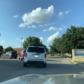 Chase Bank - Banks & Credit Unions Near Me - Pflugerville, Texas
