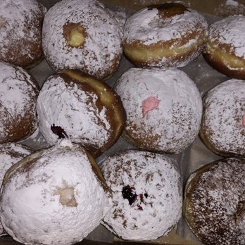 Michael Angelo's Bakery - Mardi Gras paczskis - Bakeries Near Me - Broadview Heights, Ohio Michael Angelo's Bakery - Mardi Gras paczskis - Bakeries Near Me - Broadview Heights, Ohio