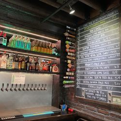 Coles Bar & Grill - Great craft beers on tap