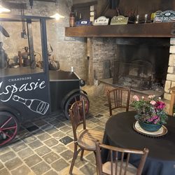 Champagne Aspasie - History comes alive