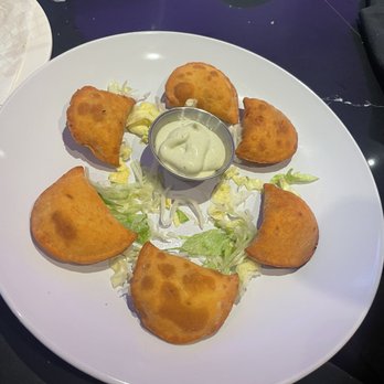 Brisas Latin Cuisine - Latin American Near Me - Brookfield, Connecticut