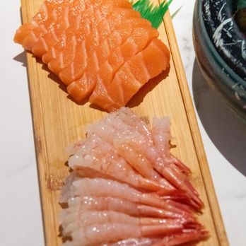Chongqing Wharf Edison - Salmon and sweet shrimps - Barbeque Near Me - Edison, New Jersey